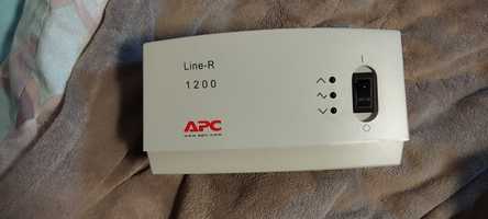 Продам стабилизатор напряжения фирмы APC Line-r 1200