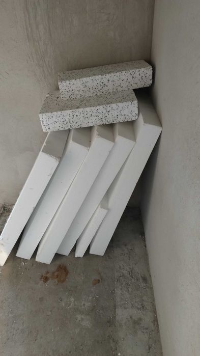 Styropian, 22, 15, 10.