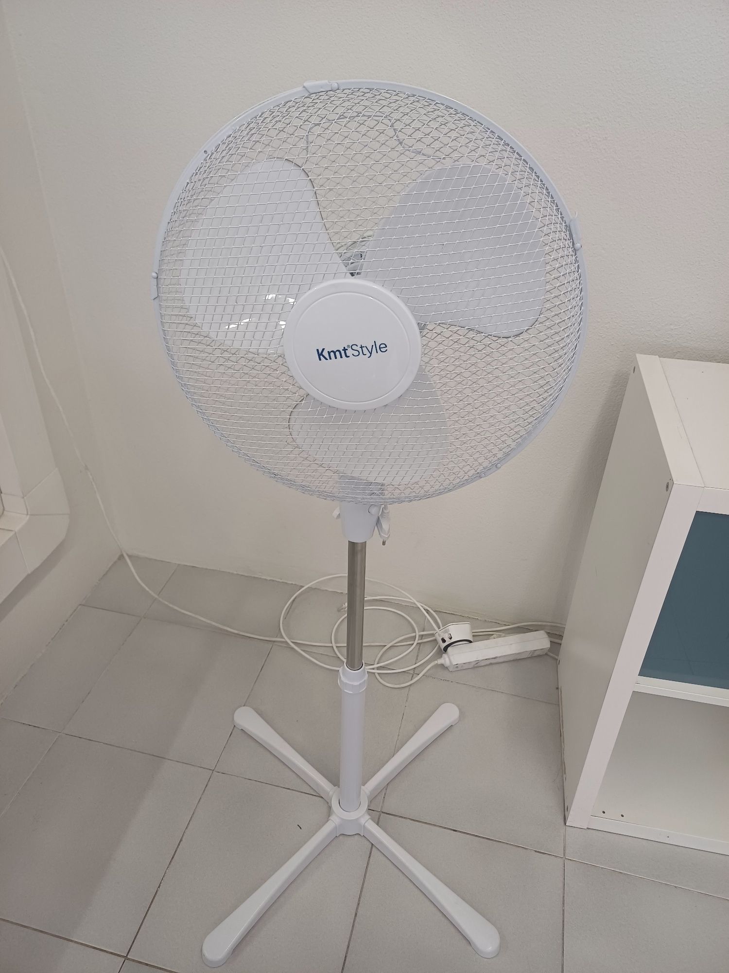 Ventoinha de Pé regulável