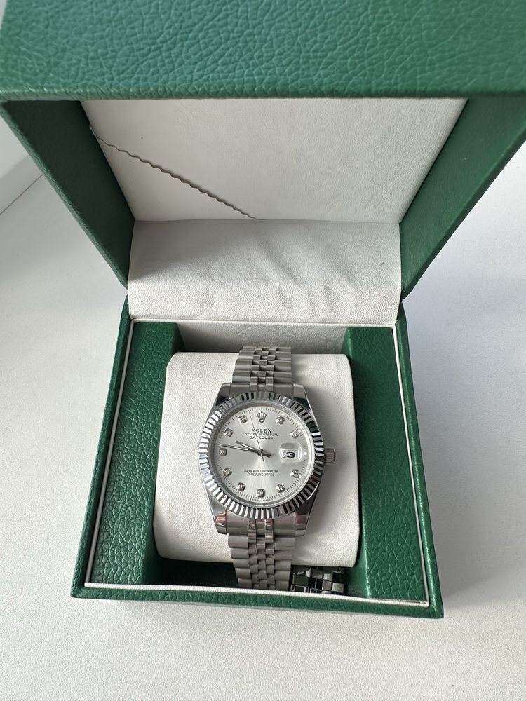 Продам часи під бренд Rolex OYSTER PERPETUAL DATEJUST, стан ідеальний