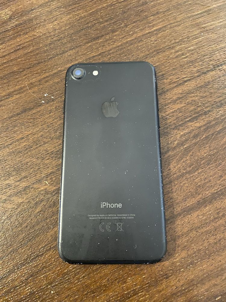 iPhone 7 32GB telefon w dobrym stanie