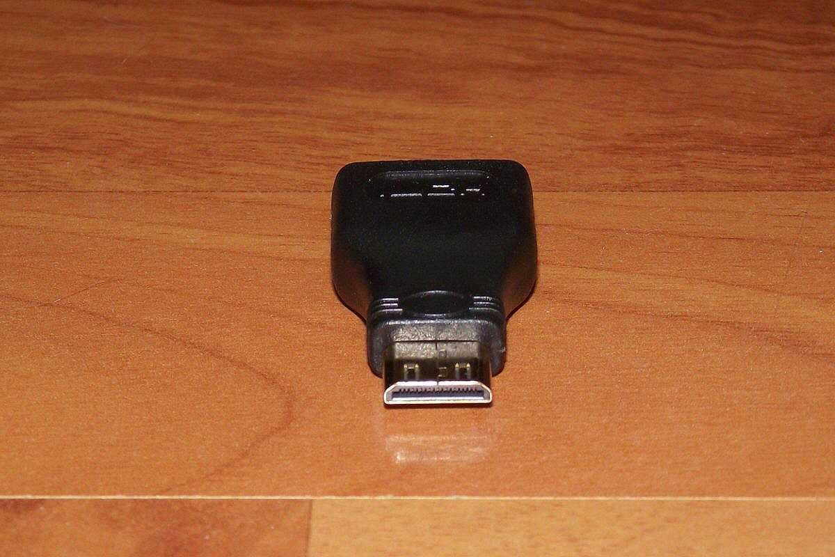 Adapter / przejściówka mini HDMI (M) -> HDMI (F)