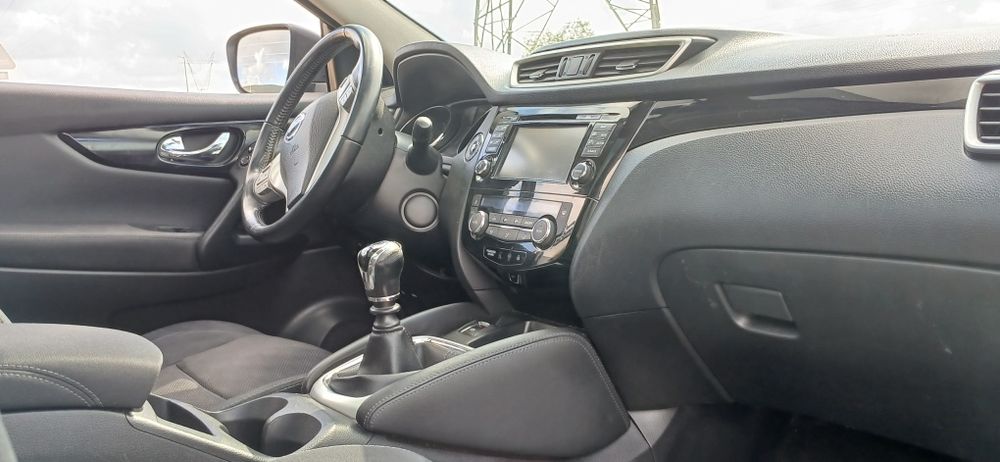 Nissan Qashqai tecka conecta