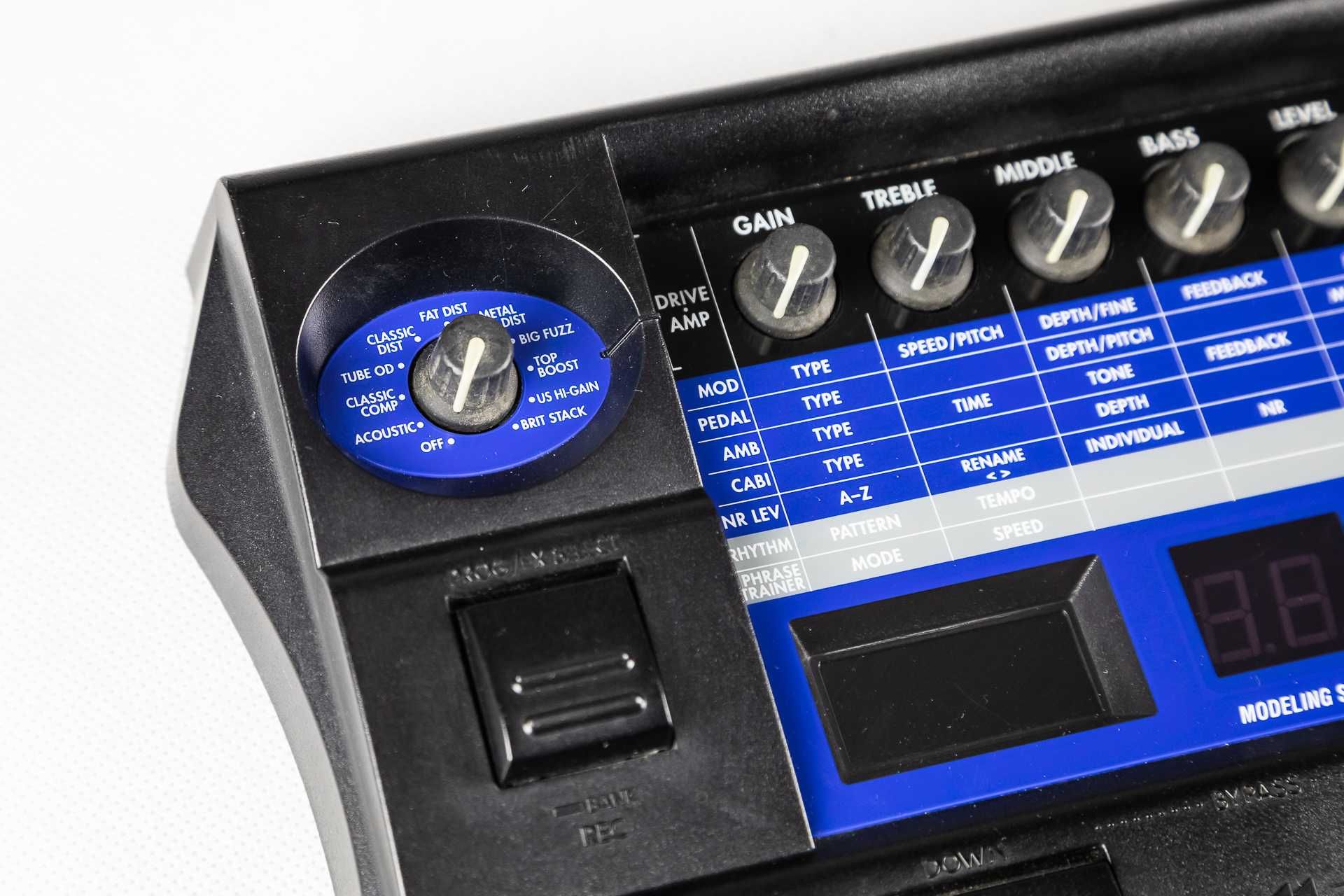 KORG AX 100G - multiefekt gitarowy