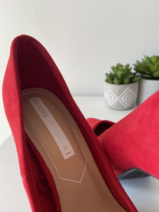 Sapatos Bershka n.38