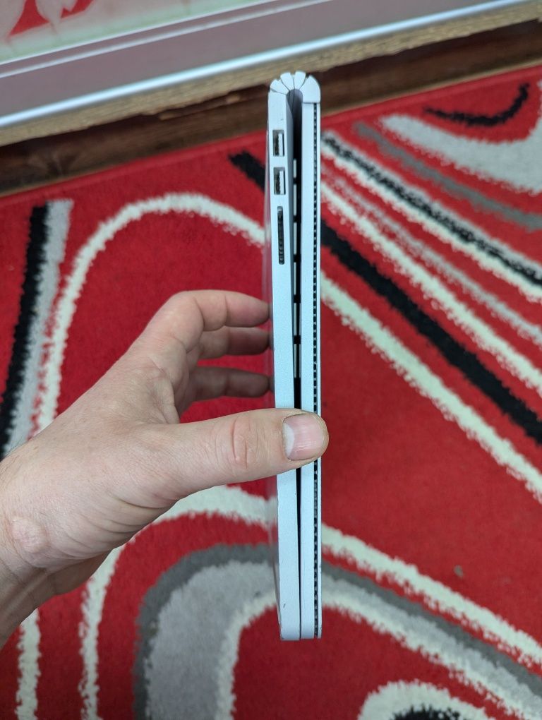 Ігровий Ноутбук-планшет Microsoft surface book 2 I7/GTX1050