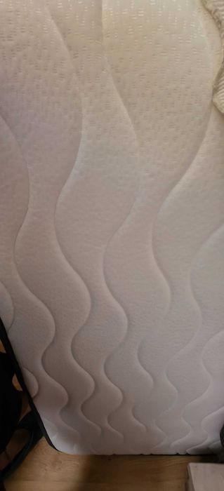 Colchão novo de molas ensacadas e viscoelástico 2,00*1,40