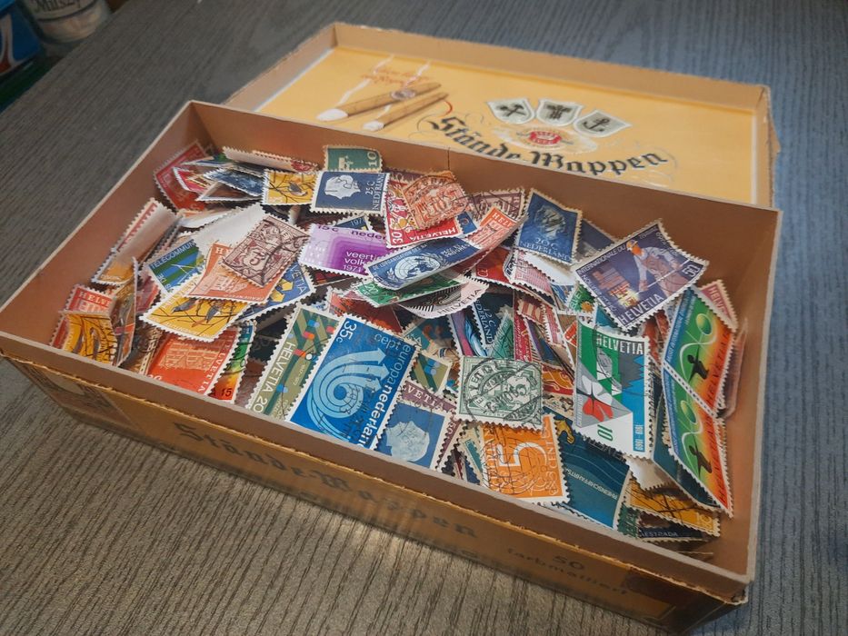 Znaczki kasowane Szwajcaria, całe pudełko.