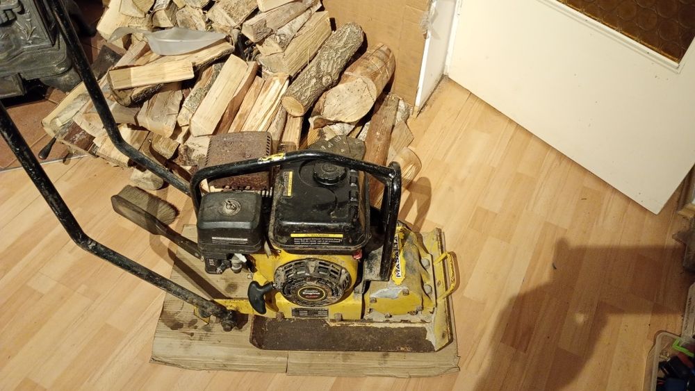 Zagęszczarka spalinowa, zagęszczarka płytowa 70 kg, wibrator płytowy