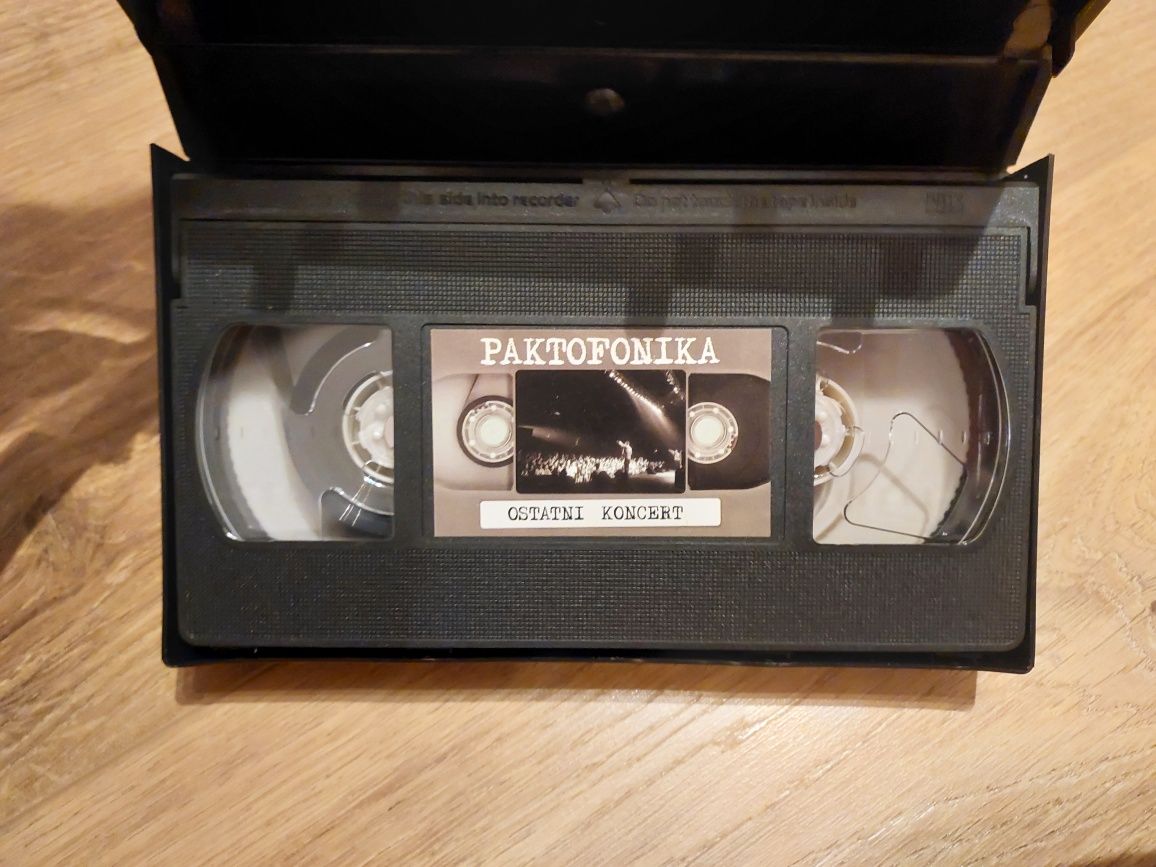 Paktofonika Pożegnalny koncert - kaseta VHS