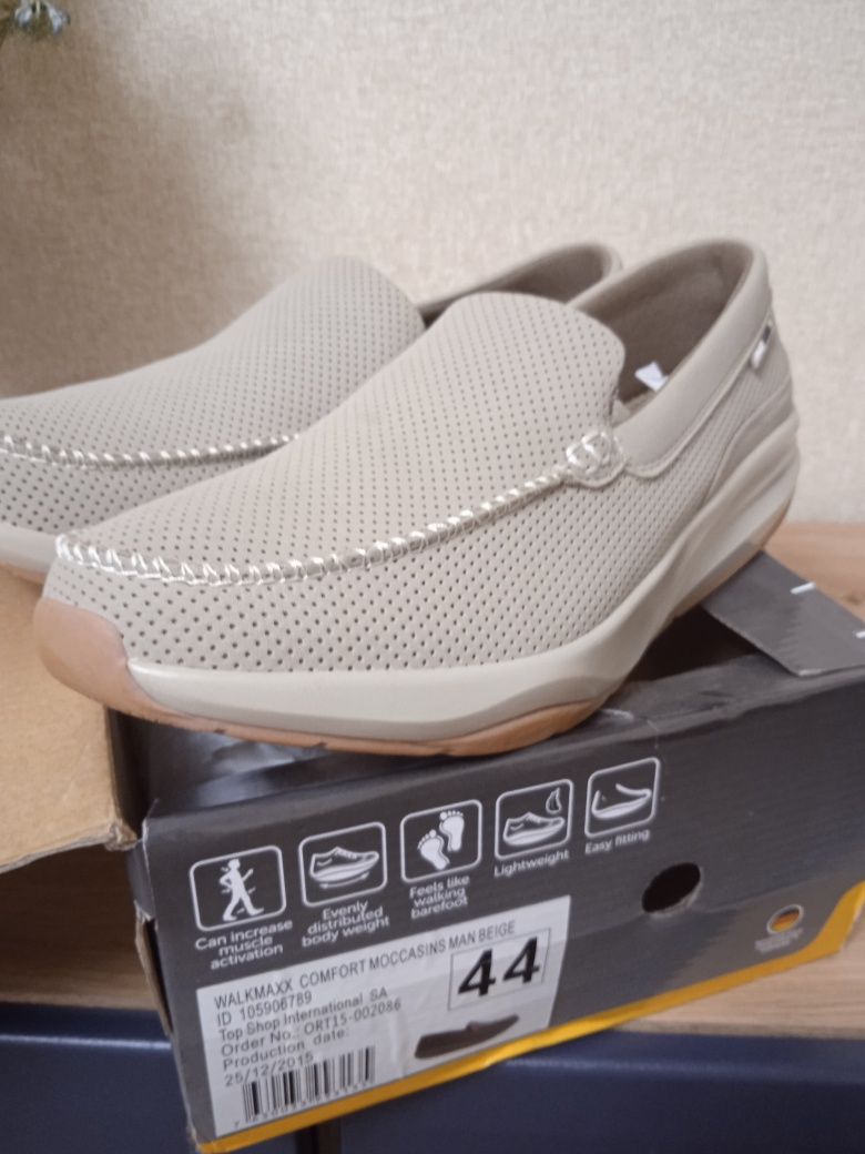 Продам взуття  WALKMAKXX