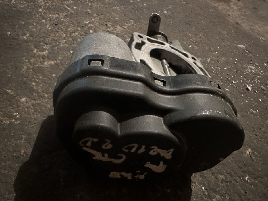 Дросильна заслонка Мерседес W210,2.0 бензин