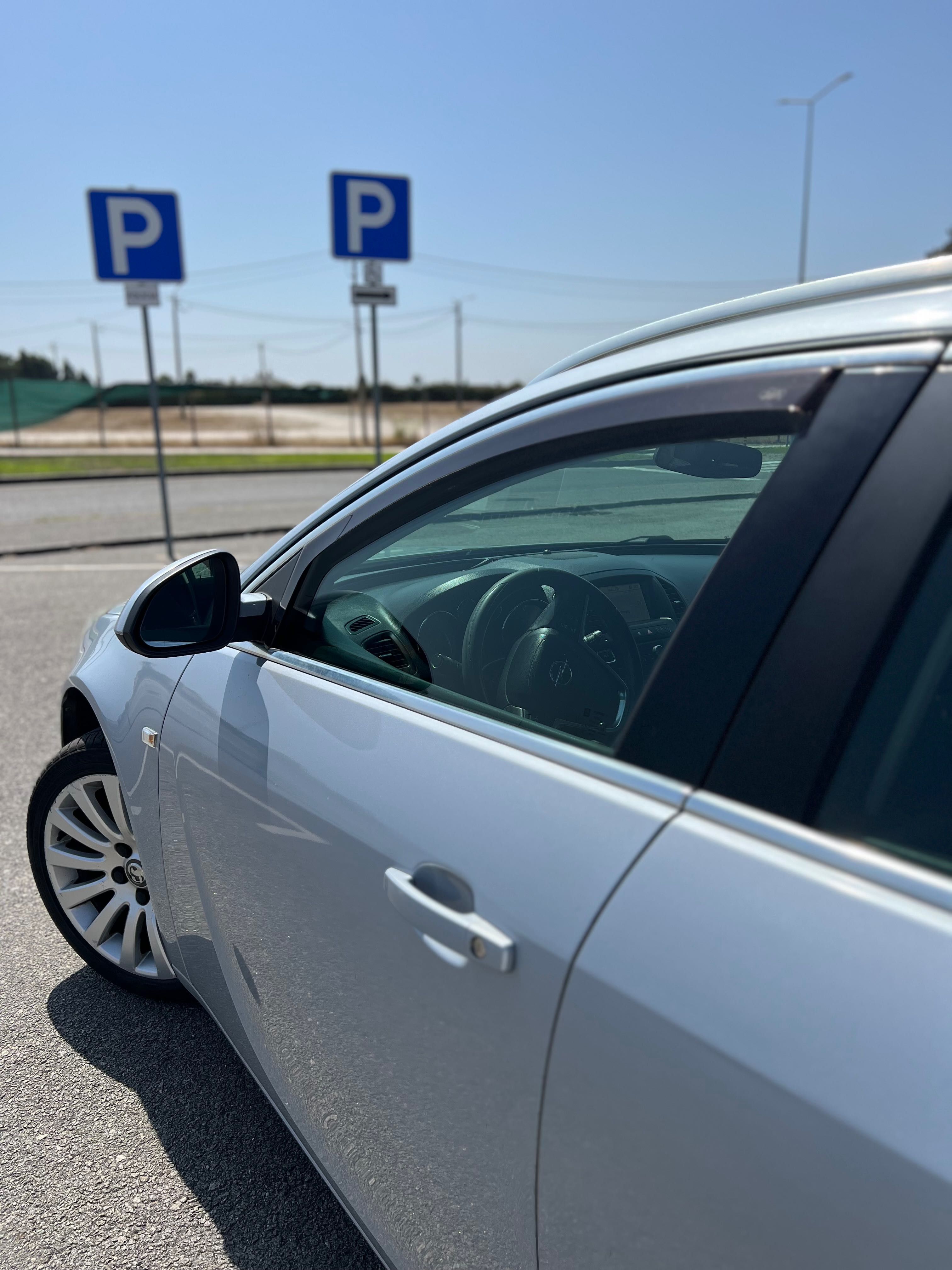 Oportunidade ÚNICA – Opel Insignia CDTI 2012