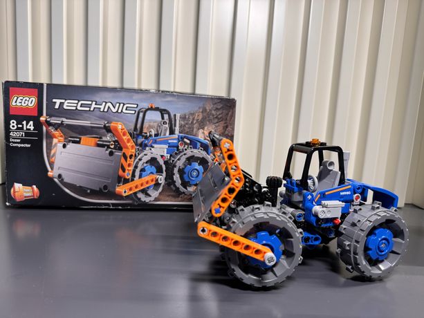 LEGO Technic 42071  (2 in 1)  Бульдозер