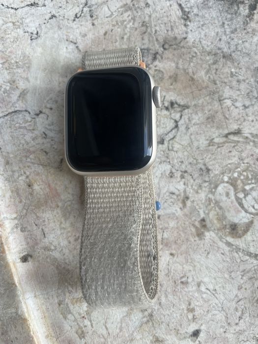 Apple Watch Se bem conservado