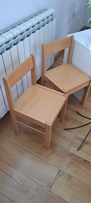 Krzesełka lite drewno x 2