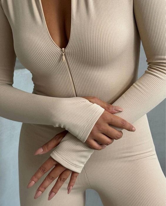 Комбинезон , женский комбинезон , комбинезон на флисн , костюм