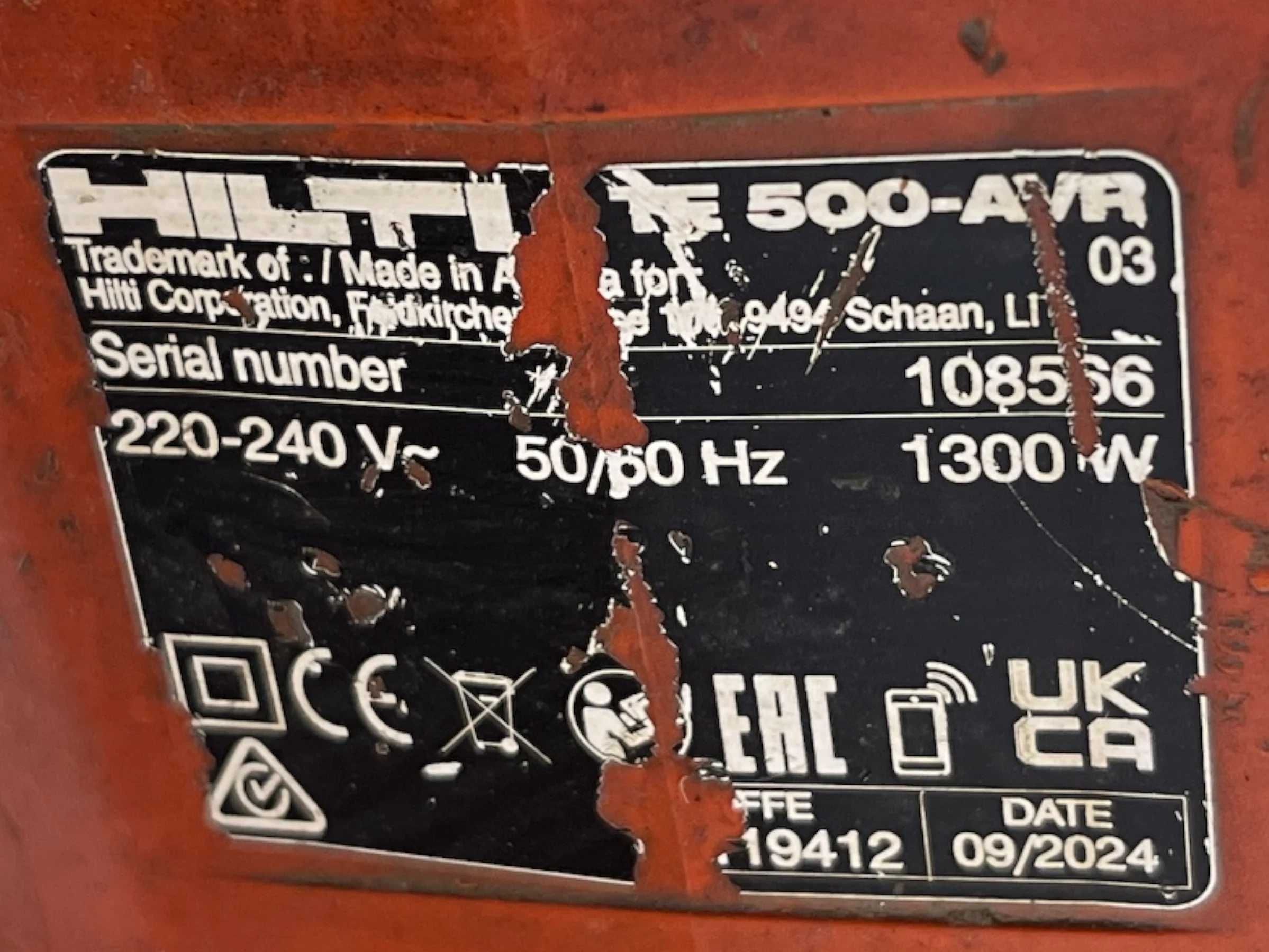 Młot dłutujący Hilti TE 500-AVR 2024R 1300W SDS MAX