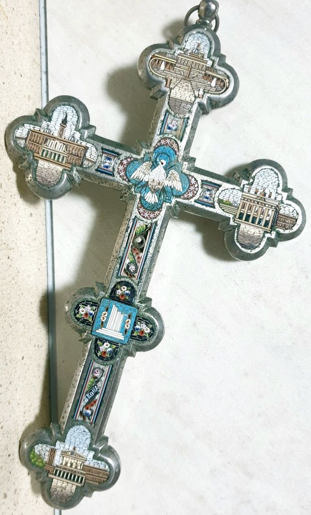 Maravilhoso antigo crucifixo italiano com micromosaicos