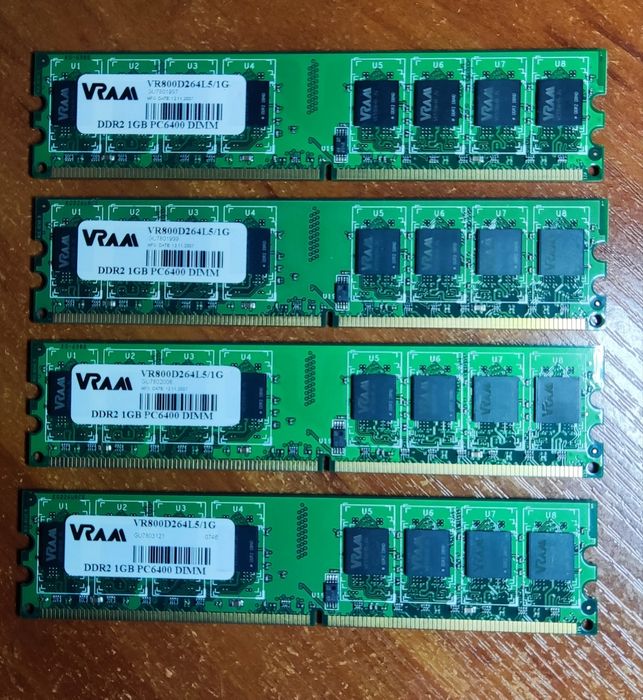 ОЗУ RAM  DDR2.  1Gb для стаціонарних комп'ютерів