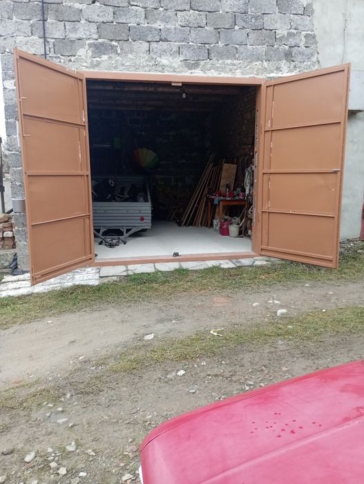 Гараж Двоповерховий