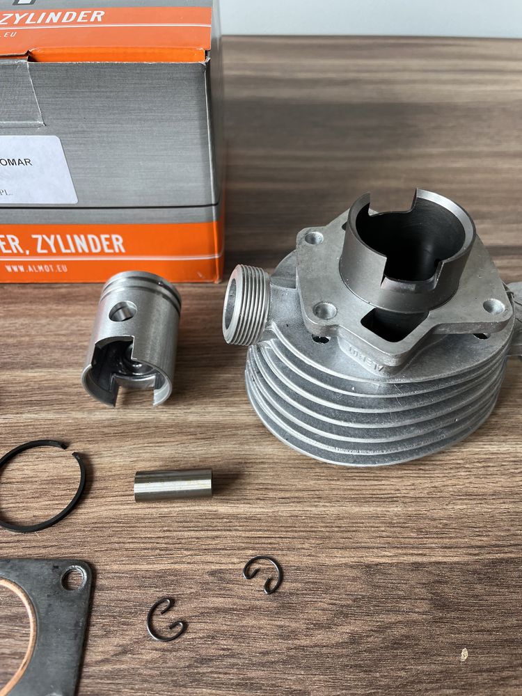 NOWY POLSKI cylinder 50CM3 KOMAR silnik JAJKO S38 romet
