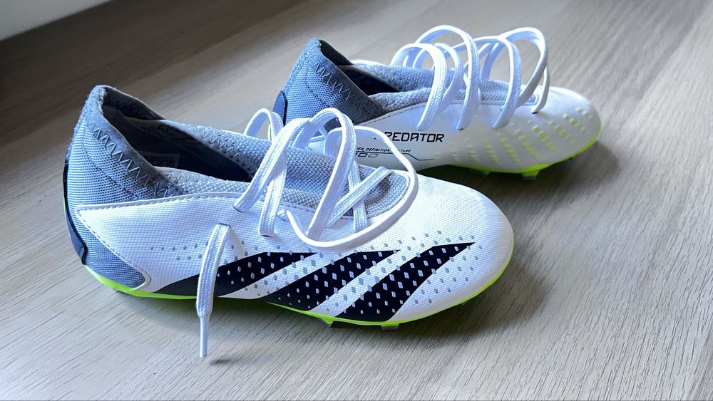 Buty korki adidas rozmiar 32