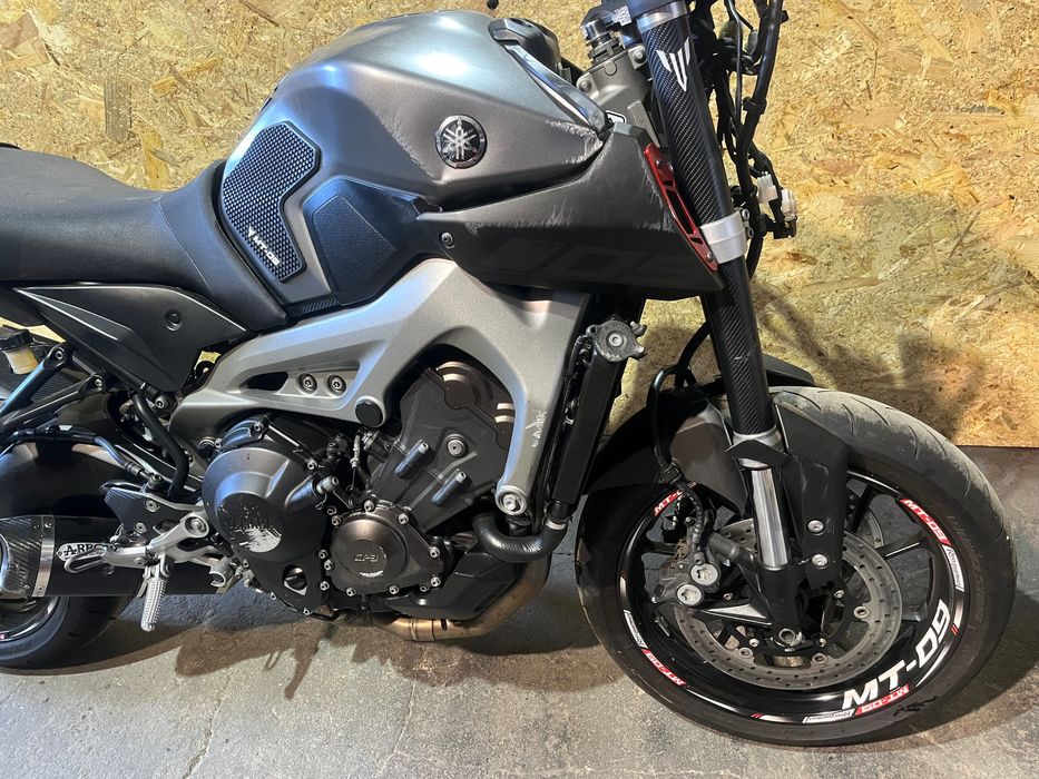 Peças ou Mota Yamaha MT09