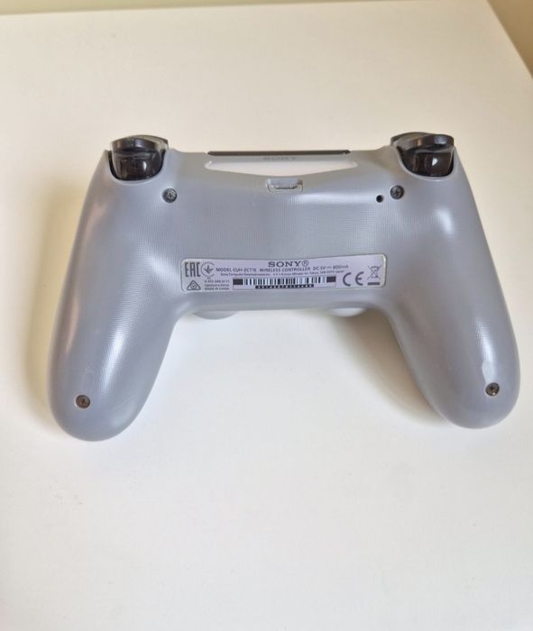 comando ps4 20 th anniversary 
Entrego em ma