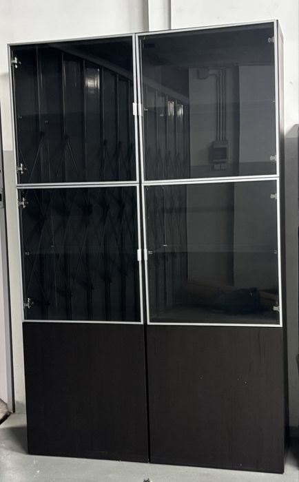 Estante vitrina grande