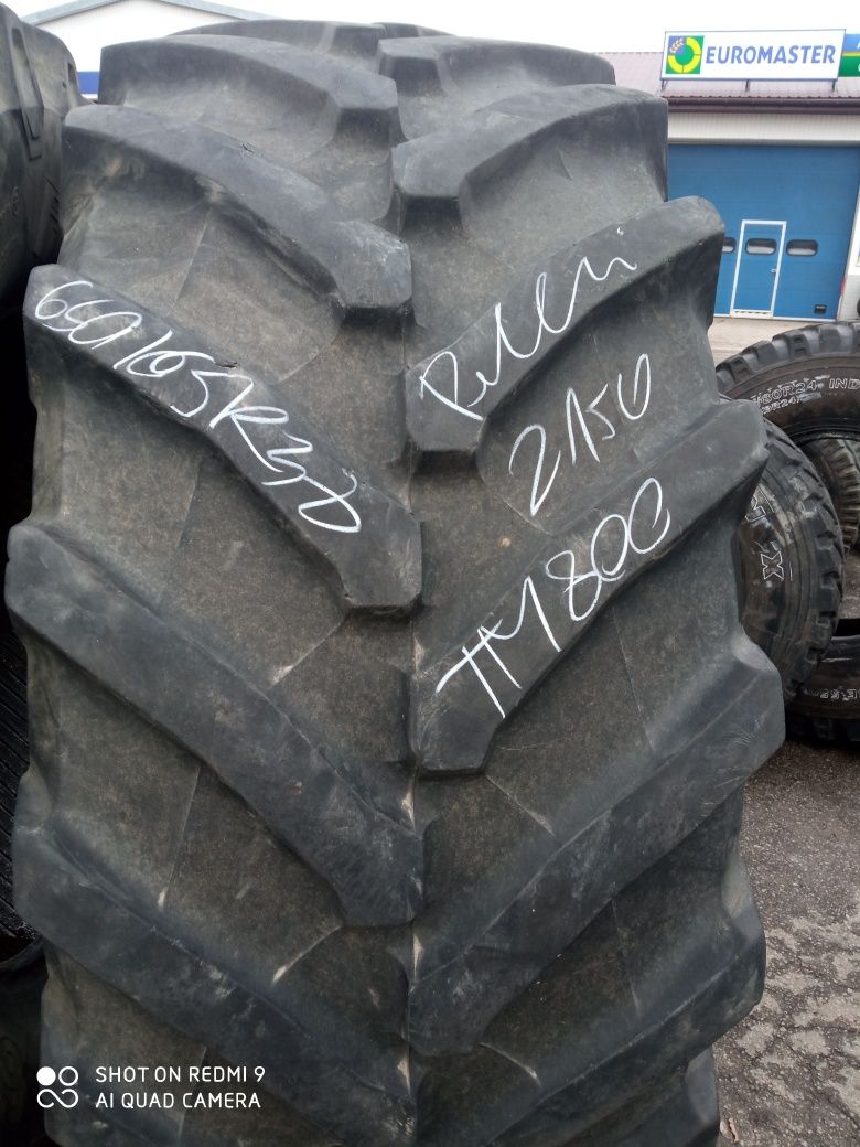 650/65R38 Pirelli opony rolnicze używane para