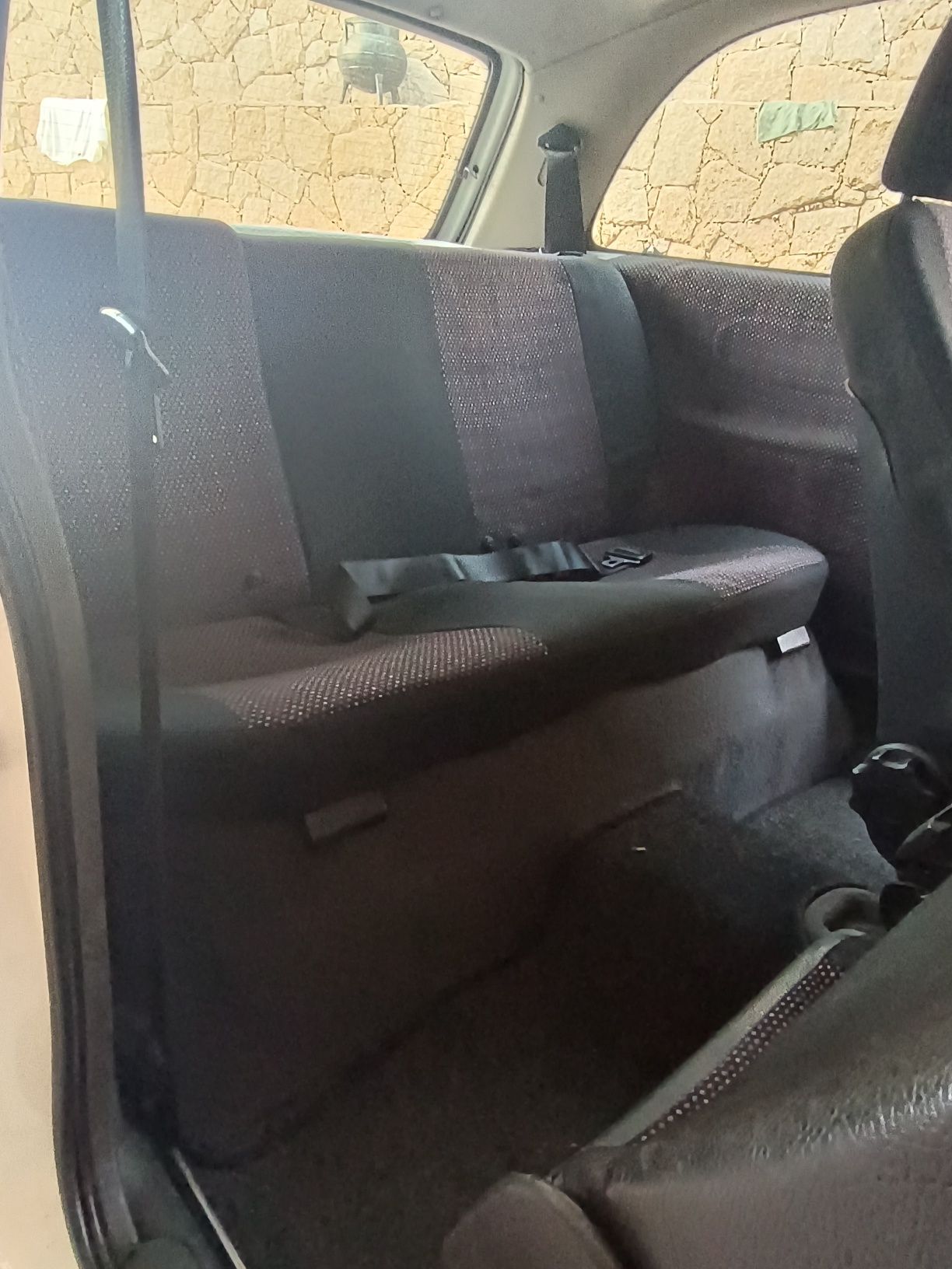 Vendo Opel corsa 1.4 SI