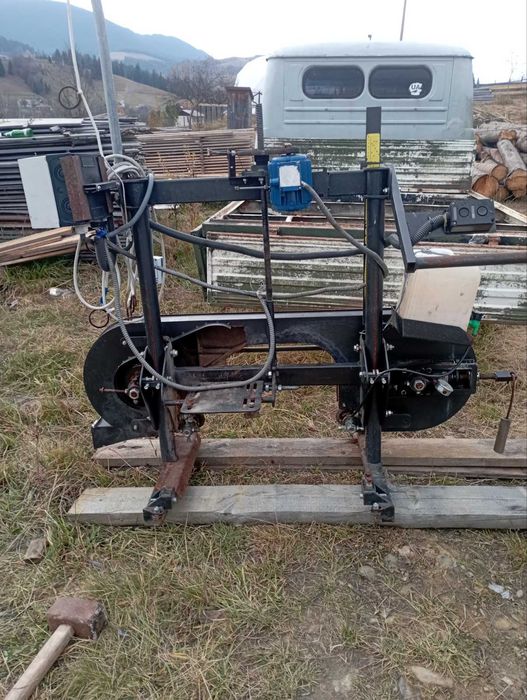 Пилорама стрічкова