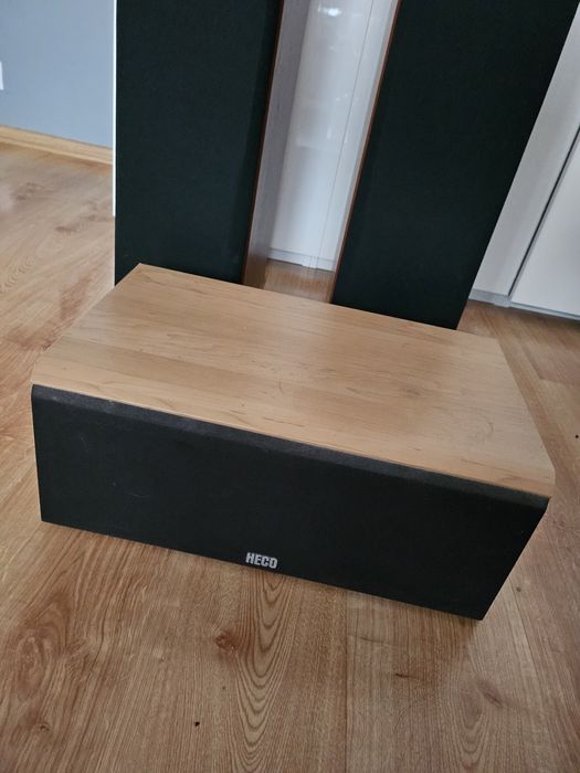 Amplituner YAMAHA + zestaw głośników