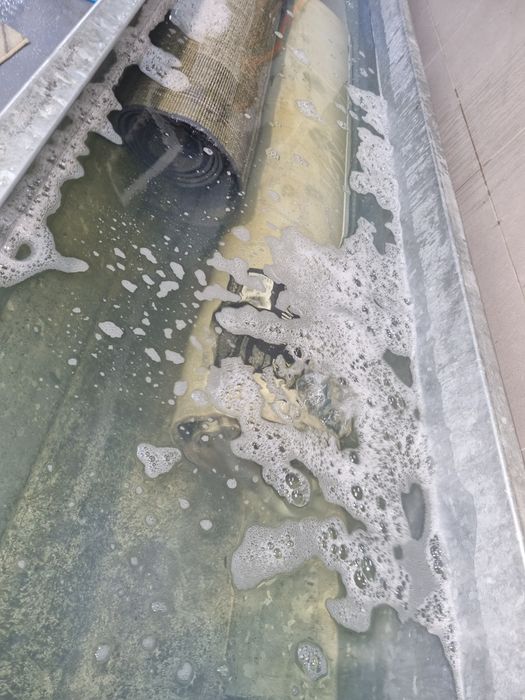 Automatyczna pralnia dywanów czyszczenie dywanów na wskros tapicerki