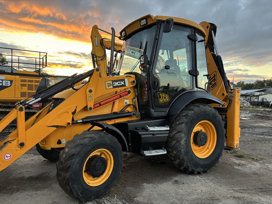 Екскаватор JCB 3CX 2010р.в.
