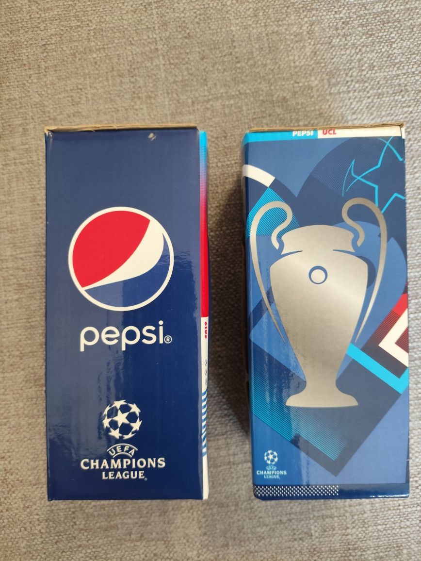Фирменные стаканы Pepsi