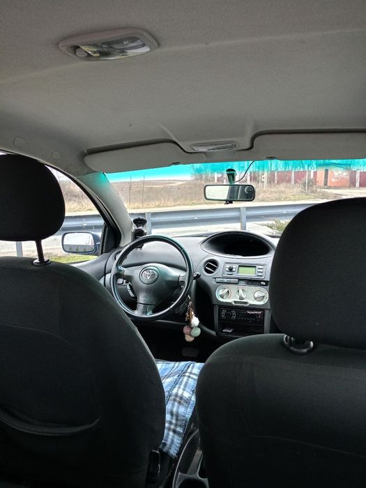 Toyota Yaris Продам своє авто