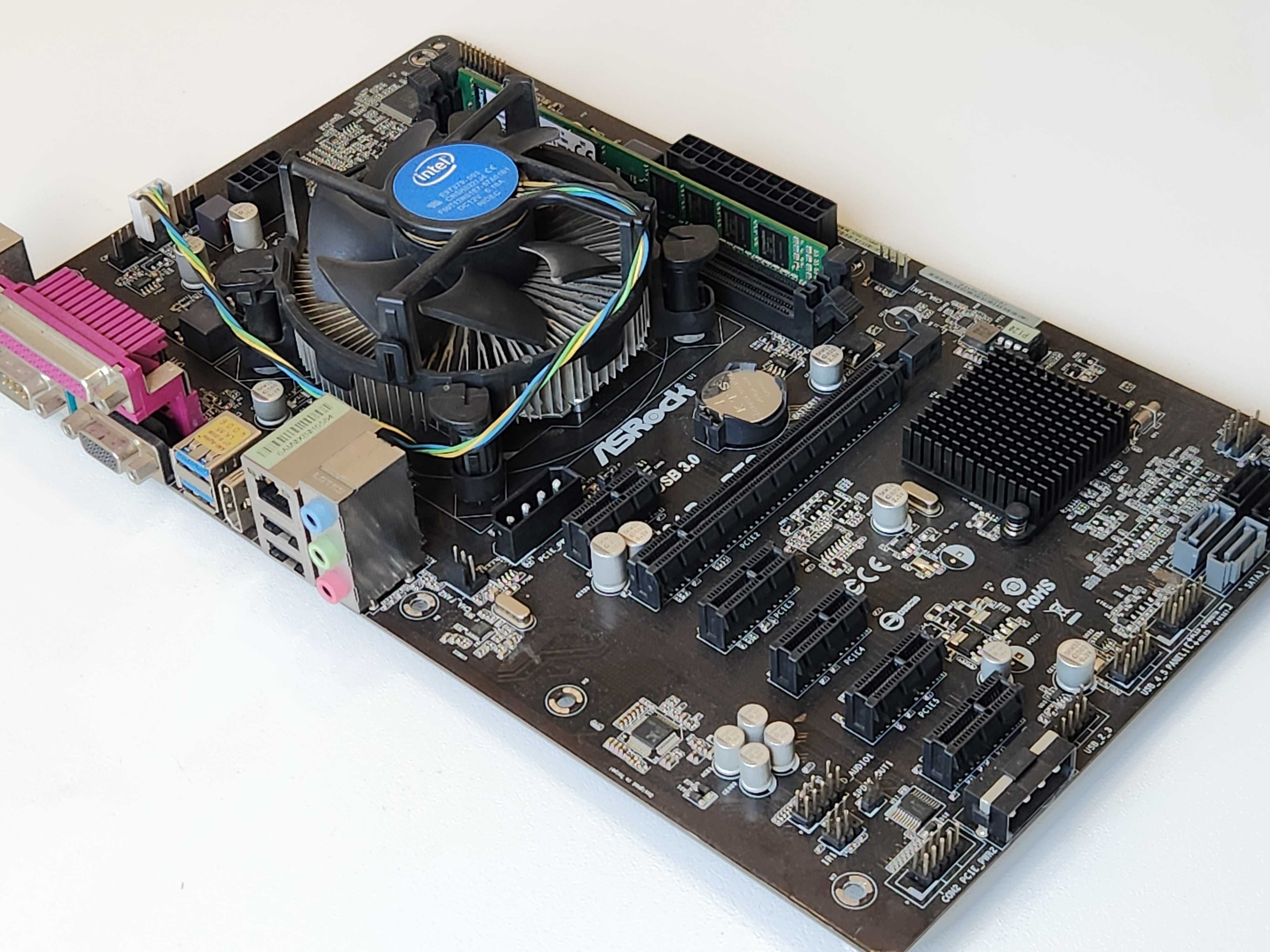Материнська плата ASRock H81 Pro BTC процесор G3900 кулер 4Gb