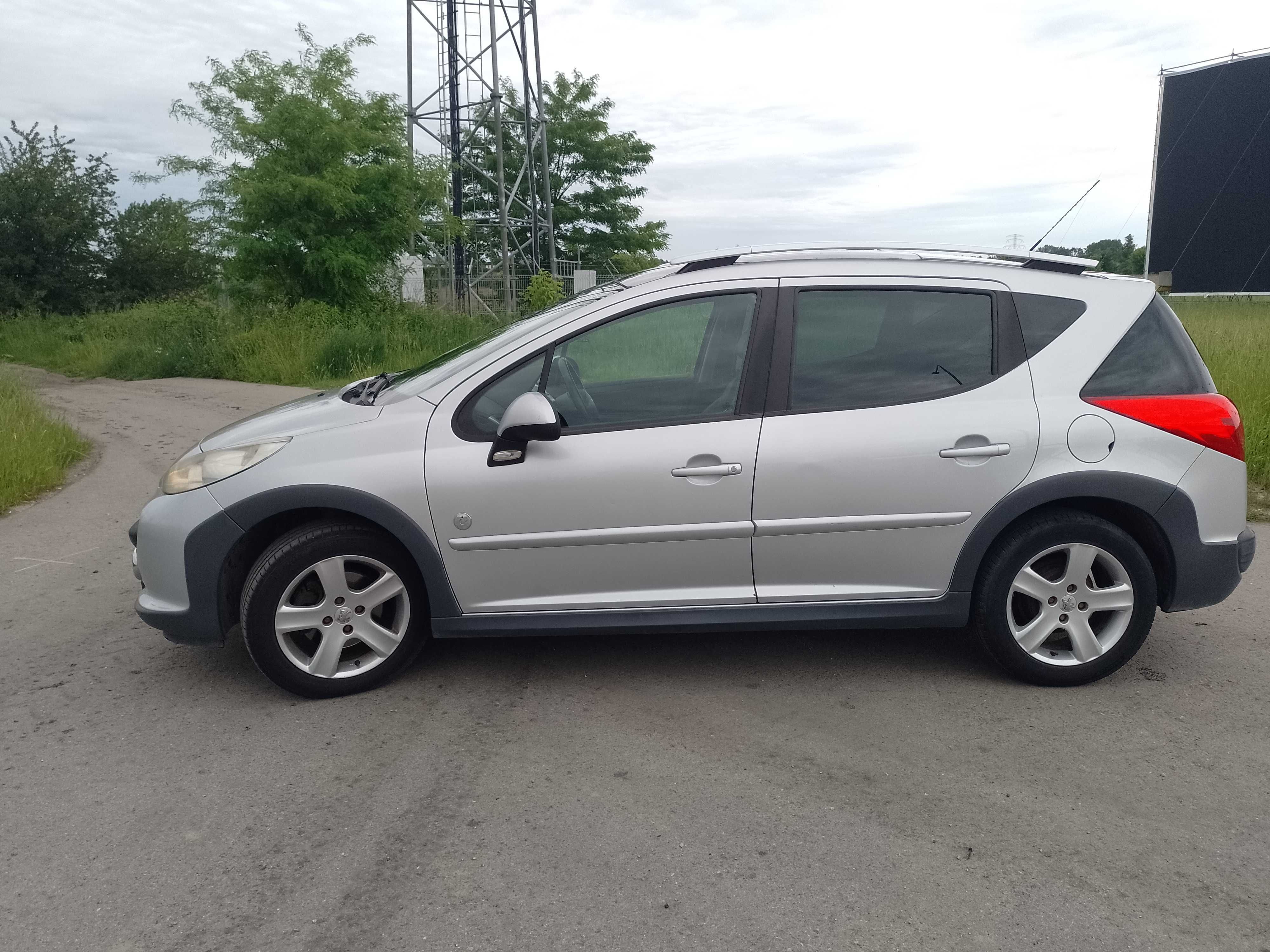 Peugeot 207 SW 1.6 HDI Outdoor klima, PDC, półskóry