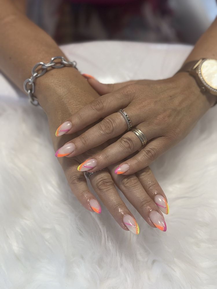 Unhas de gel manutencao 13€