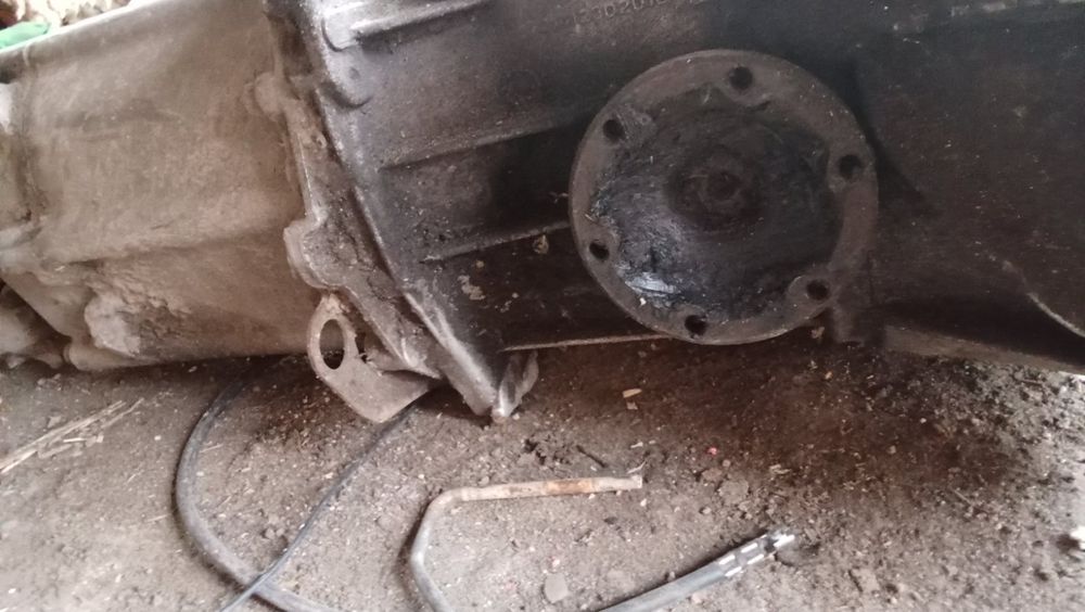 Коробка передач до москвич 2141