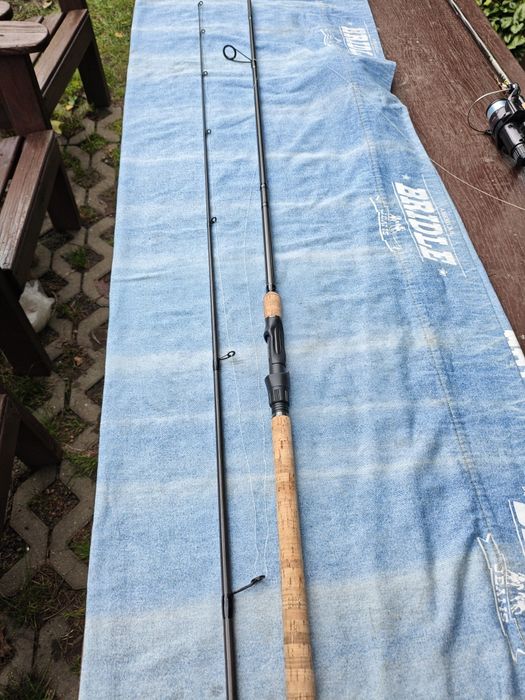 Wędka spiningowa Mikado NSC 240 cm 10-40cw