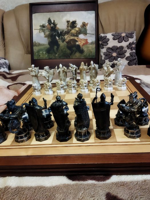 Картина шахматы Гарри Поттер доска. Ручная работа фигуры покупные