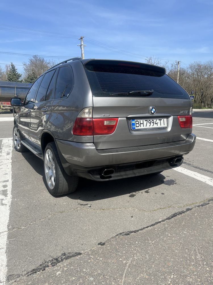 BMW X5 в хорошем состоянии