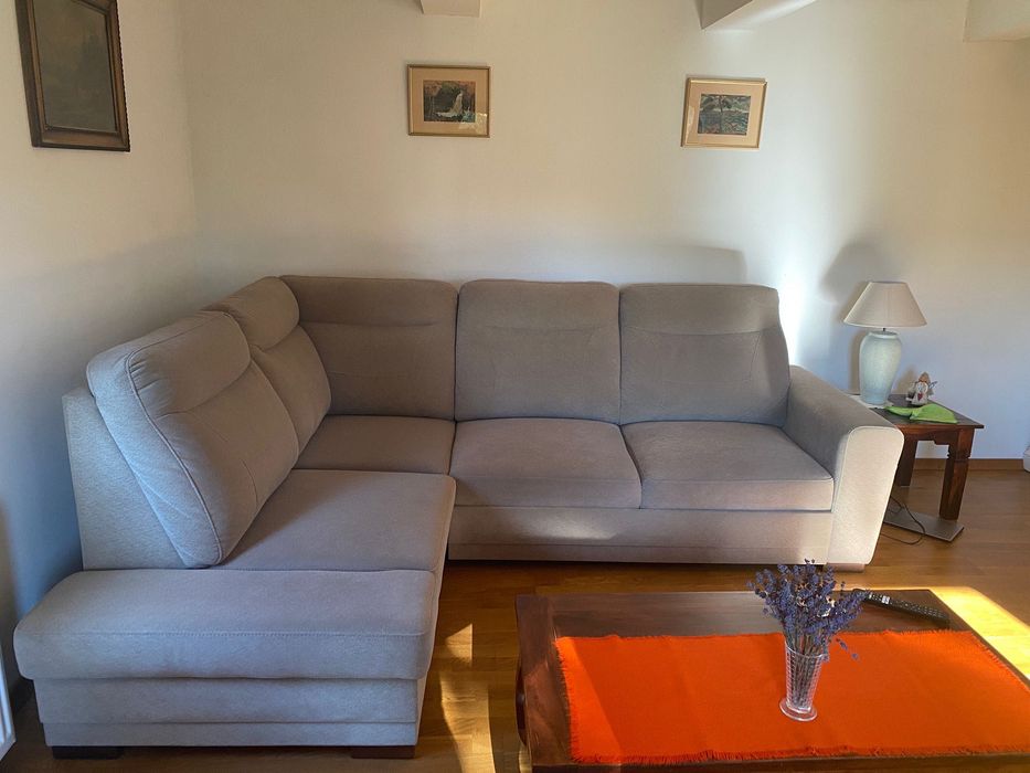 Sofa z narożnikiem szara rozkładana