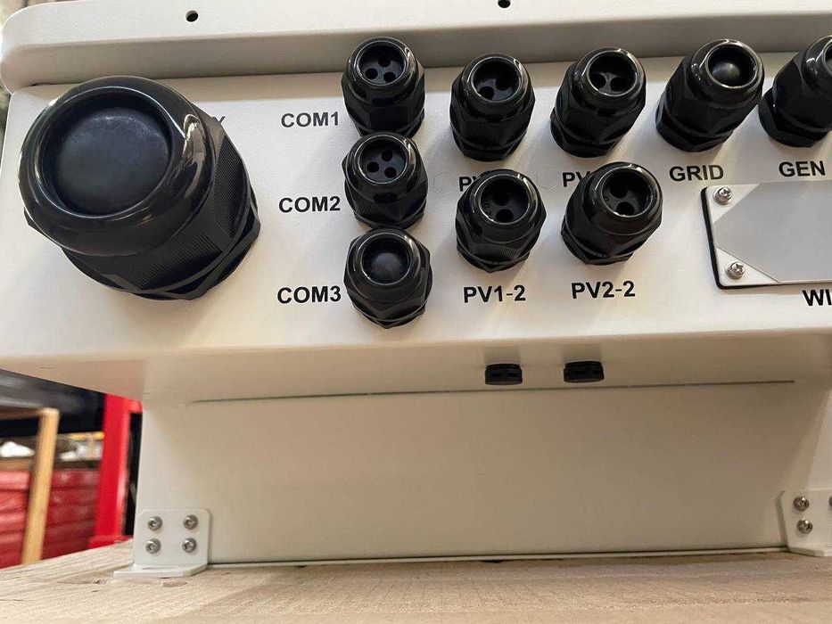 Гібридний ІНВЕРТОР DEYE 8кВт Київ