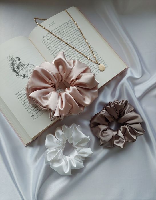 Scrunchie - gumki do włosów