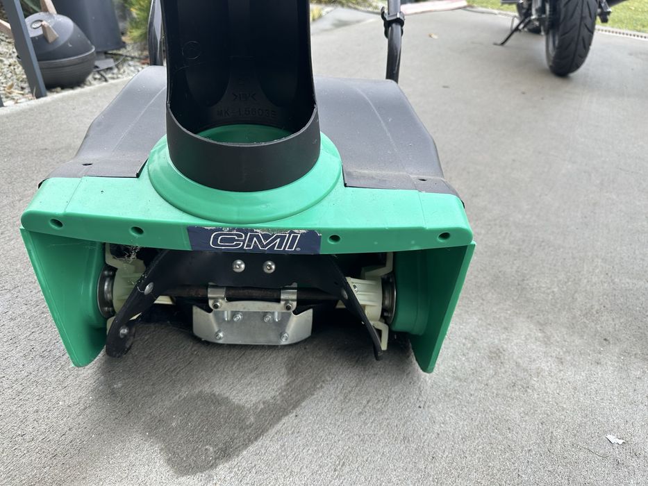 Odśnieżarka elektryczna