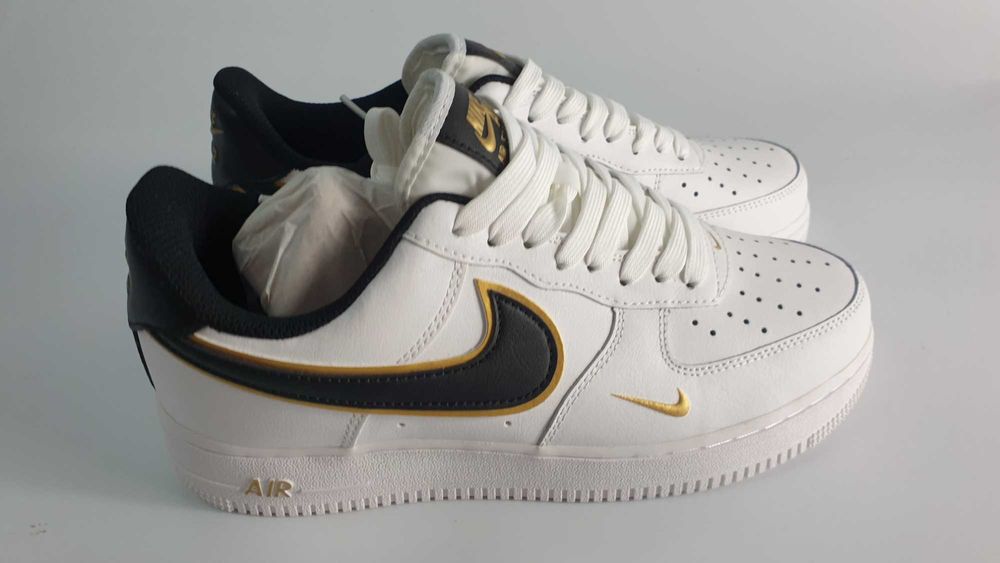 Buty Męskie NIKE AIR FORCE 1 r. 44,5 Sneakersy Skórzane